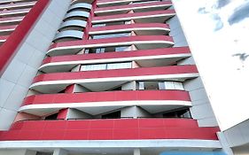 Apartamento completo e luxuoso com serviço de hote